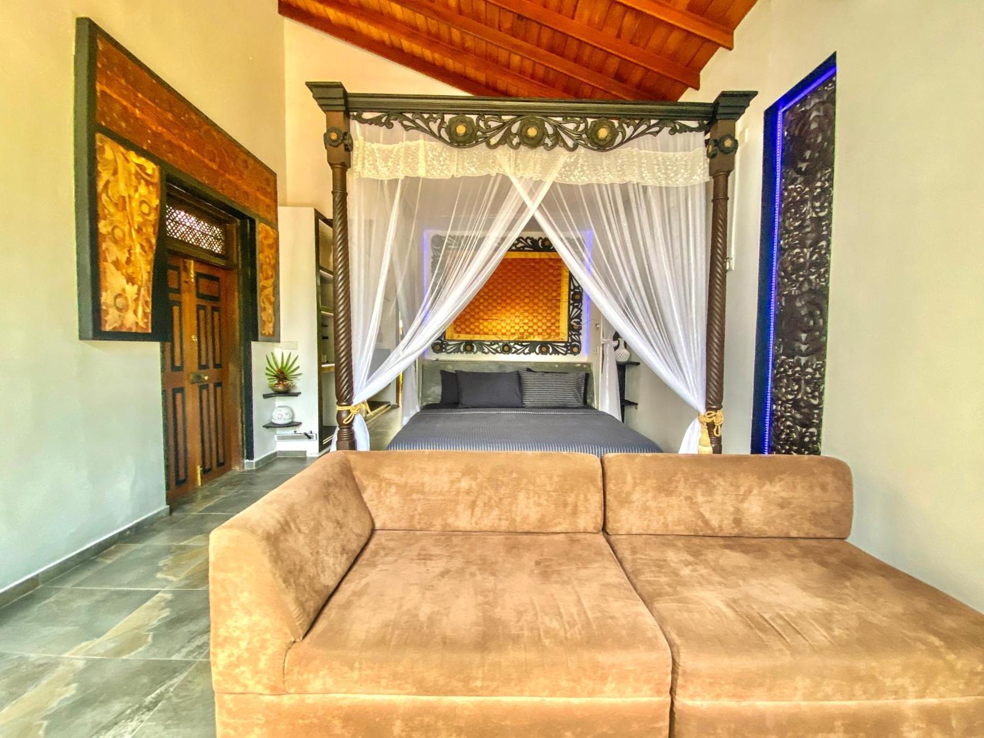 Waterland Hotell Negombo Eksteriør bilde