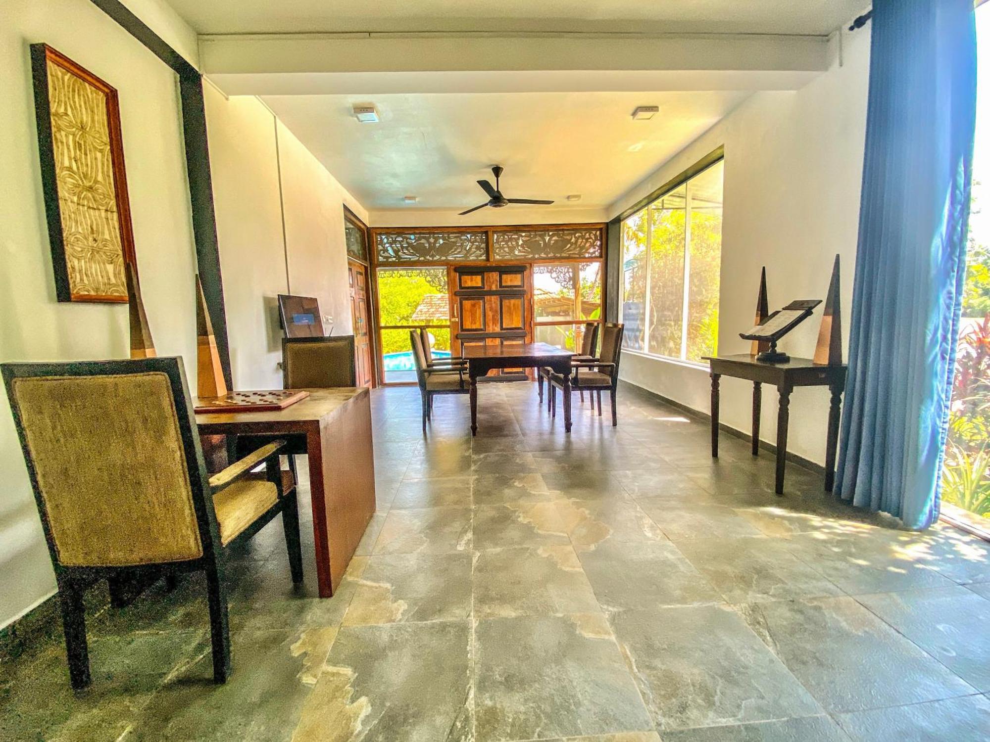Waterland Hotell Negombo Eksteriør bilde